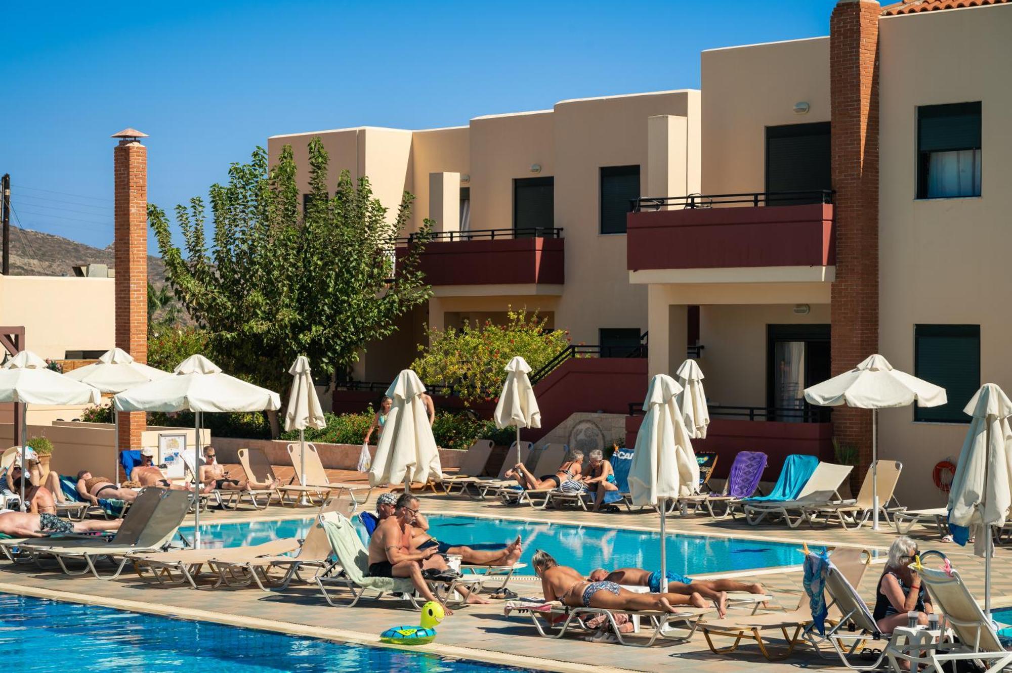 Kambos Village Agia Marina  Luaran gambar